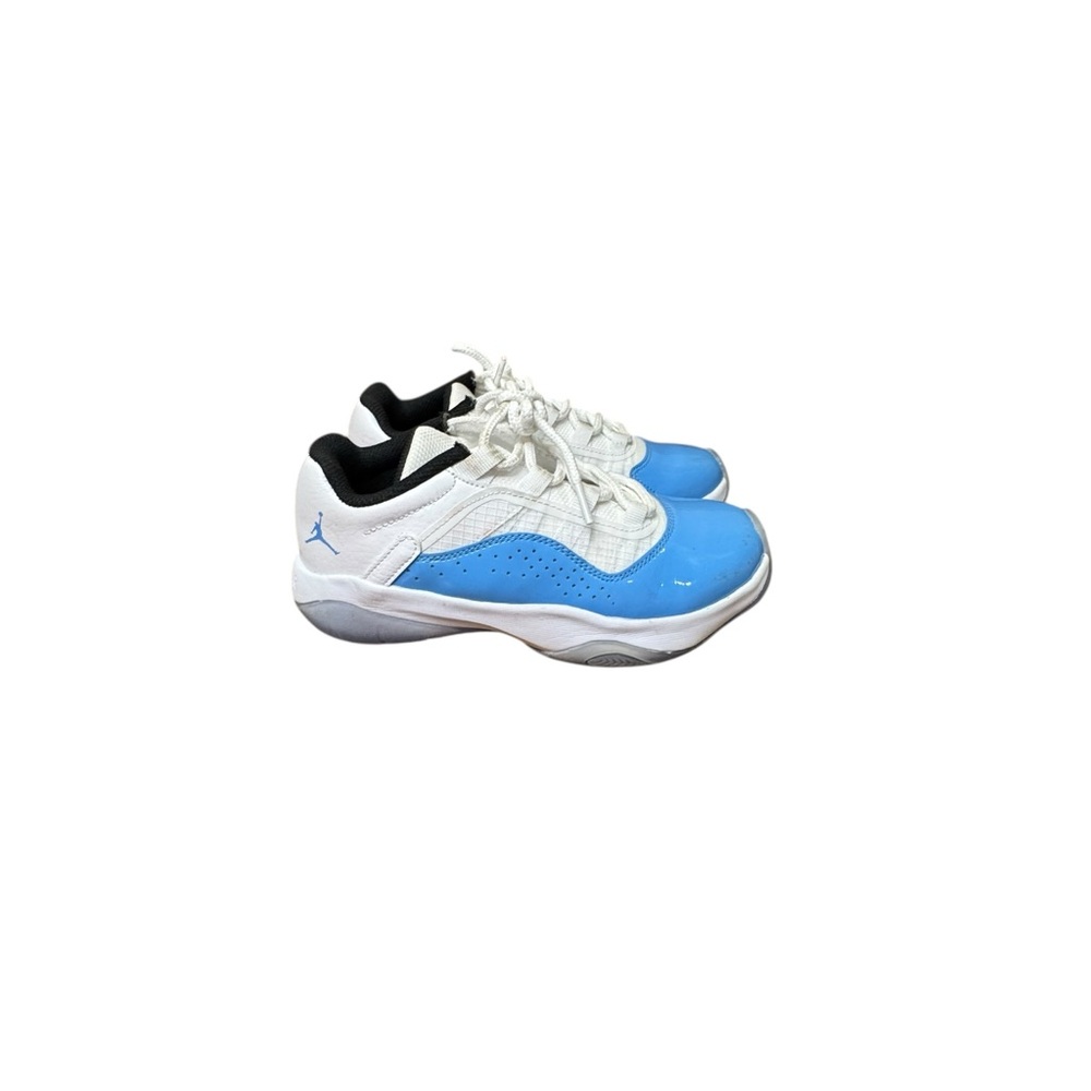 Nike Air Jordan 11 Low UNC Sneakers. Kids Size‎ 4 - Picture 5 of 13